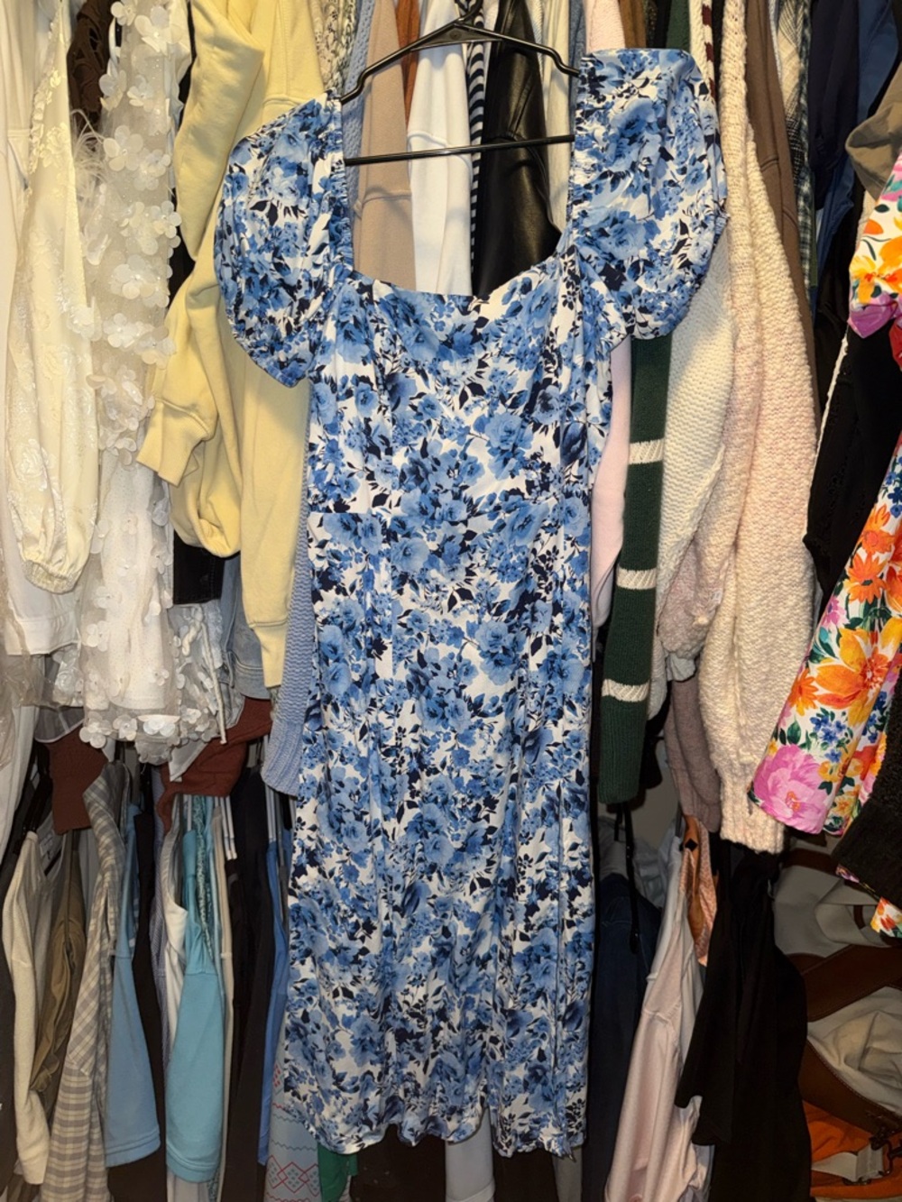 Francesca's Collections Blue Floral Puff-Sleeve Midi Dress
